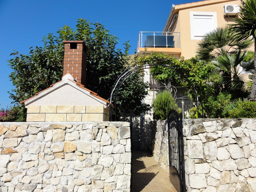 Apartments Babaja Trogir Exterior foto