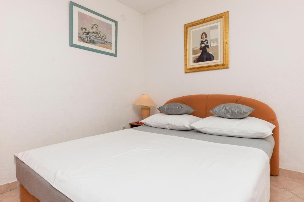 Apartments Babaja Trogir Exterior foto